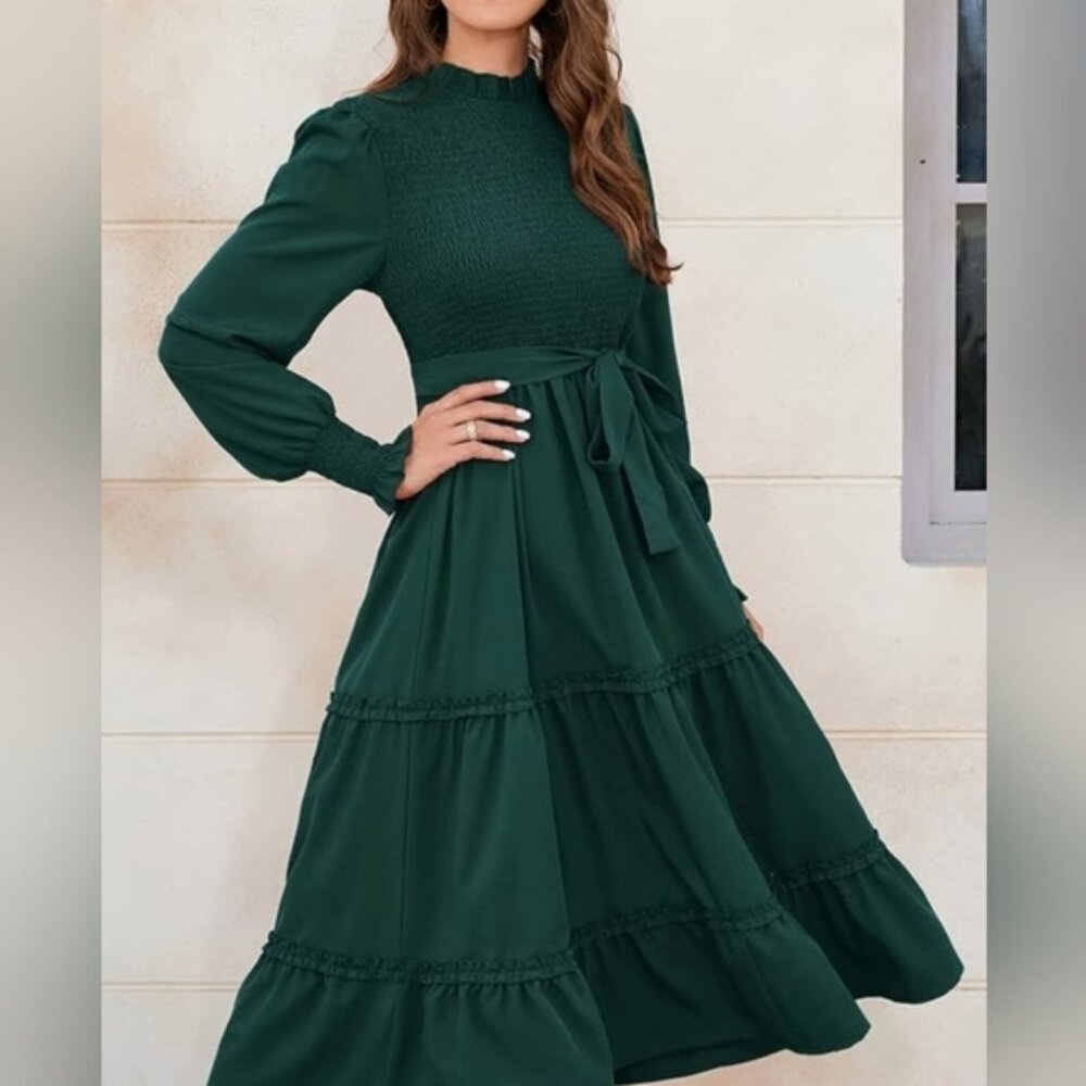 New with tags! Womens XL dark green long sleeve smocked ruffled dress